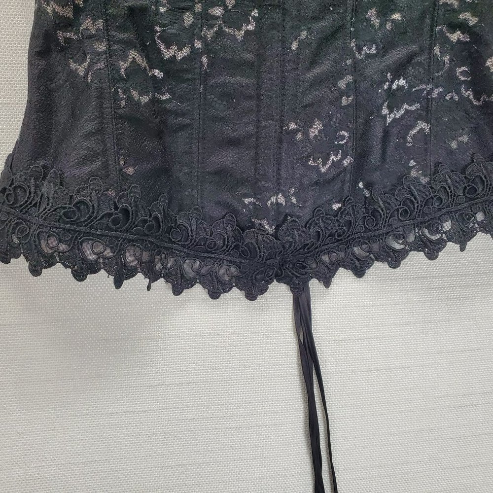 Frederick’s of Hollywood Black/Silver Shimmer Lace Up Corset 34 Bustier Halter - Picture 5 of 10